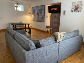 Home away from Home - Newly Refurbished
